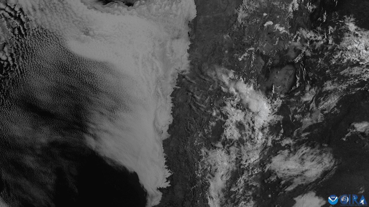 As the sun rises this morning, fog and low stratus clouds over inland Chile retreats back to the coast.