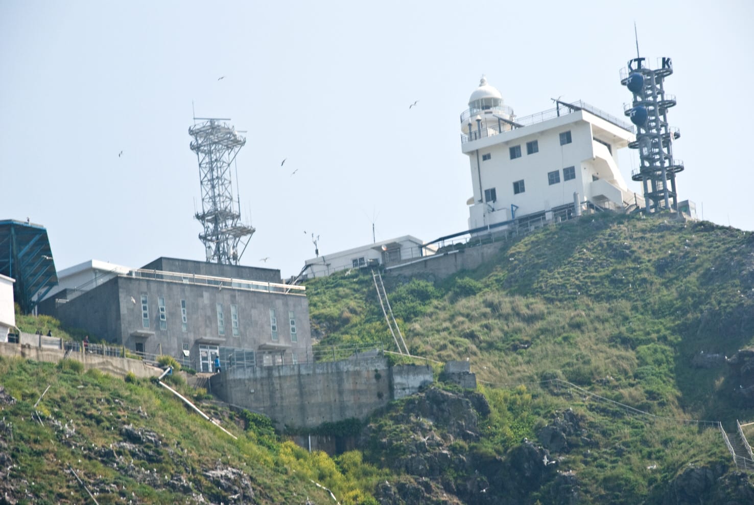 The watchtower, communication and other facilities on Korea's Liancourt Rocks (east islet)