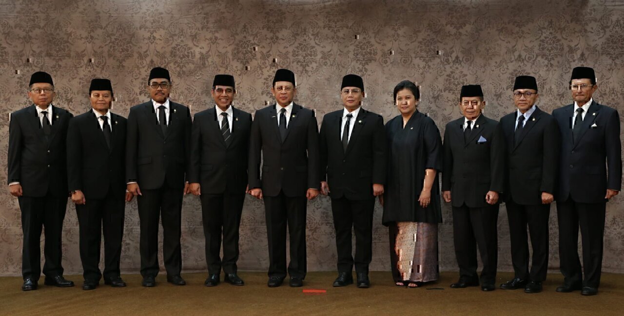 Group photo of the speakers of the People's Consultative Assembly for the 2019-2024 term.