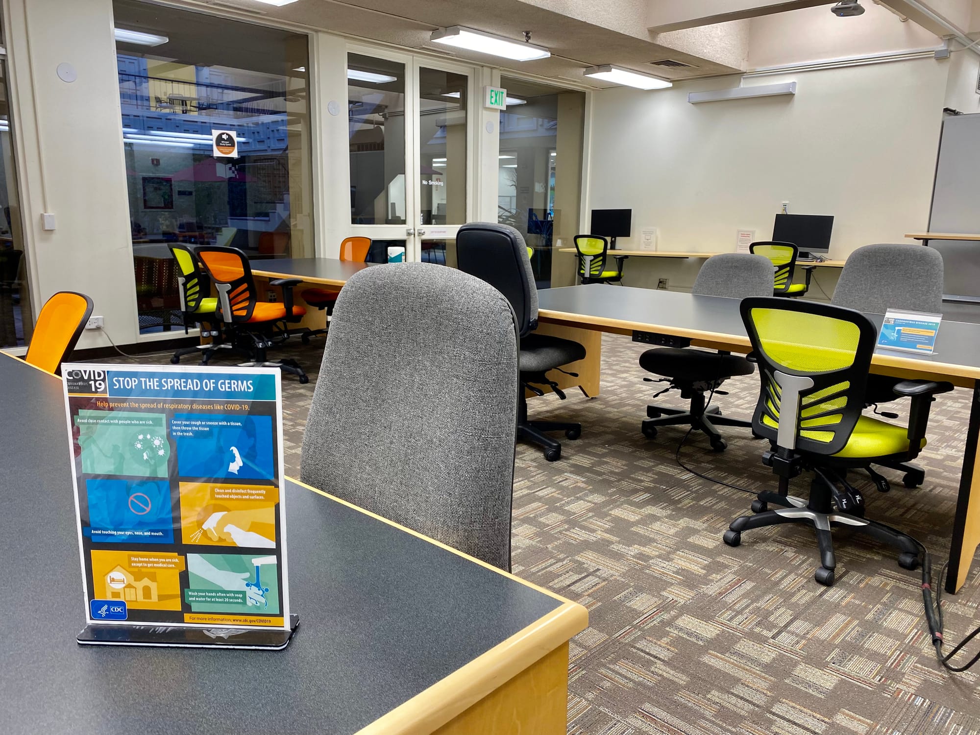 basement seats in Lane Medical Library at Stanford University School of Medicine