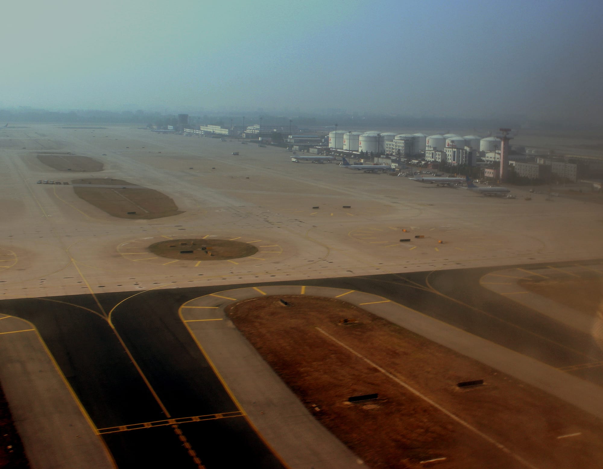 AIR KORYO FLIGHT JS152 P-881 IL62M BEIJING CAPITAL AIRPORT CHINA TO PYONGYANG SUNAN AIRPORT DPR KOREA AIRBOURNE OCT 2012