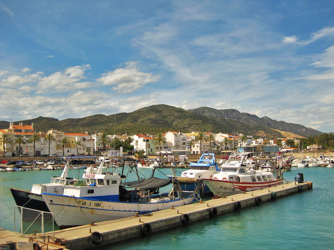 View of the marina of Cases d'Alacanar, Catalonia, from the pier.
Vista del port esportiu de Cases d'Alcanar des del moll, nucli que pertany a Alcanar, Montsià, Catalunya.