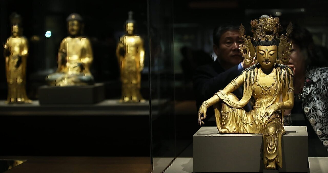 The National Museum of Korea’s a special exhibition
‘Devout Partons of Buddhist Art’
The National Museum of Korea presents ‘Devout Partons of Buddhist Art’, a special exhibition that explores the lives, wishes, and motivations of people who commissioned the creation of Korean Buddhist artworks.
May 22, 2015
The National Museum of Korea, Yongsan-gu, Seoul
Ministry of Culture, Sports and Tourism
Korean Culture and Information Service
Korea.net (<a href="http://www.korea.net" rel="nofollow">www.korea.net</a>)
Official Photographer : Jeon Han
This official Republic of Korea photograph is being made available only for publication by news organizations and/or for personal printing by the subject(s) of the photograph. The photograph may not be manipulated in any way. Also, it may not be used in any type of commercial, advertisement, product or promotion that in any way suggests approval or endorsement from the government of the Republic of Korea.
국립중앙박물관 특별전 ‘발원(發願), 간절한 바람을 담다’
2015-05-22
국립중앙박물관
문화체육관광부
해외문화홍보원
코리아넷
전한