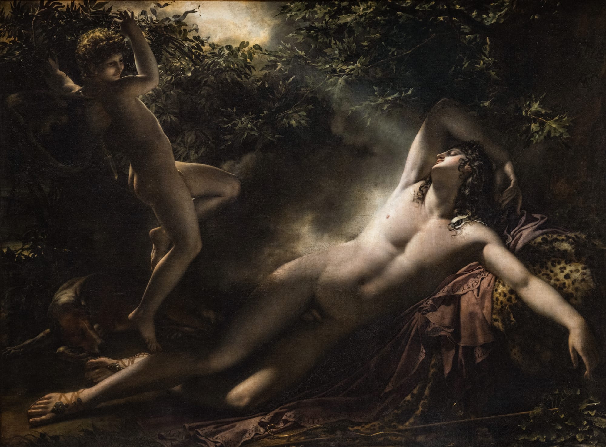 "El Sueño de Endimión" es una pintura del artista francés Anne-Louis Girodet de 1791, actualmente en el Museo del Louvre (INV 4935). La obra representa al joven Endimión, un personaje de la mitología griega, en un sueño profundo. En la pintura, Endimión yace desnudo sobre una cama de hierba y flores, bajo una luz lunar suave y etérea que ilumina su figura. Su cuerpo está en una pose relajada y natural, mostrando su belleza idealizada y juvenil. Un ángel se inclina hacia él, simbolizando el amor divino y la protección. El entorno es bucólico, con árboles y un paisaje sereno, evocando un ambiente de paz y quietud. La pintura destaca por su uso delicado de la luz y la sombra, creando una atmósfera onírica y mágica.